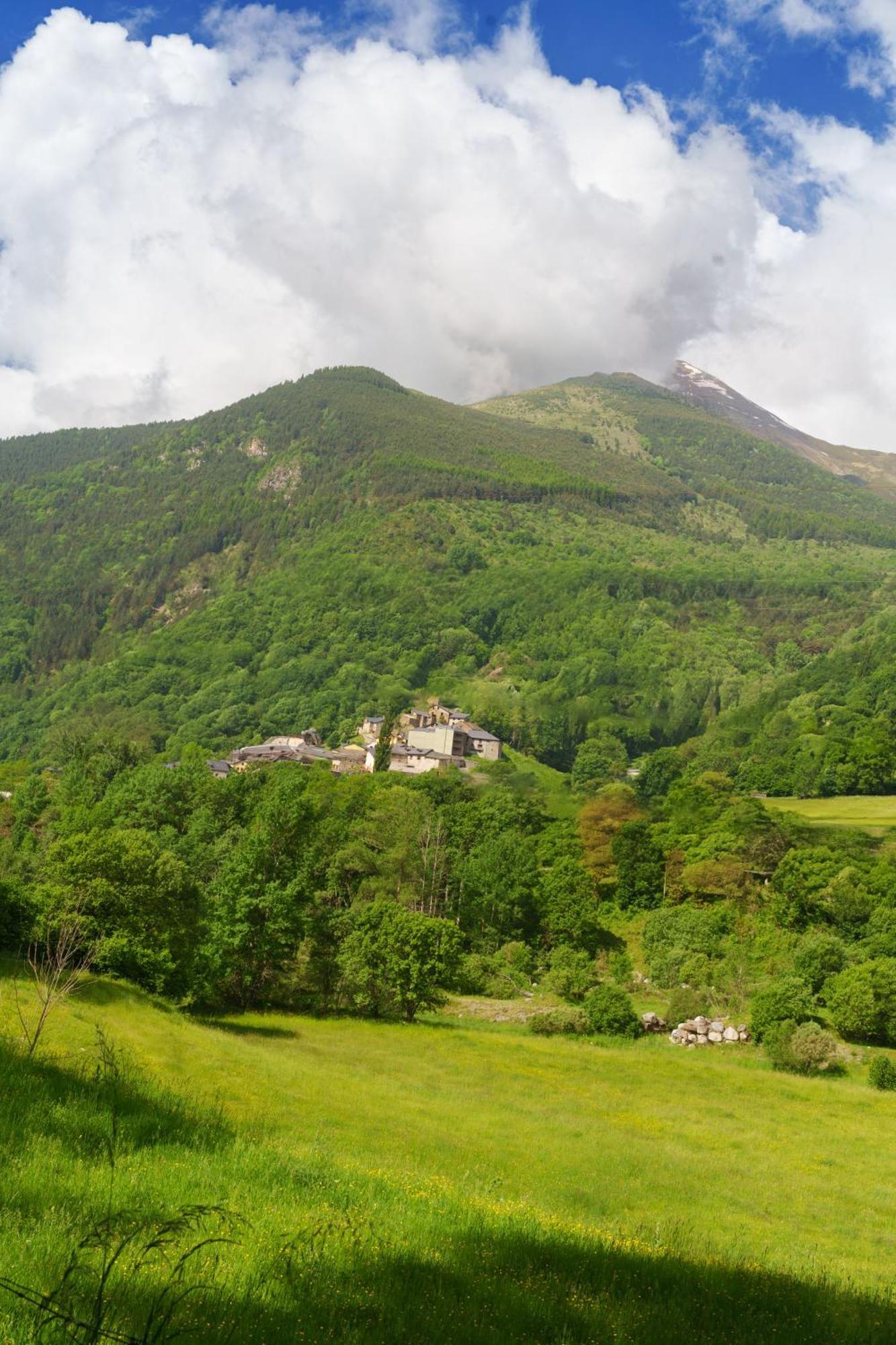 Apartament Vega - Vall Fosca - L'Amfitriona Espuy ภายนอก รูปภาพ